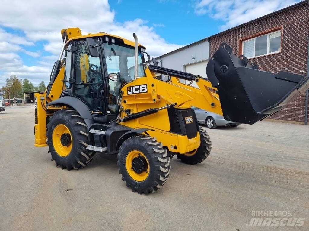 JCB 3 CX NEW TLB's