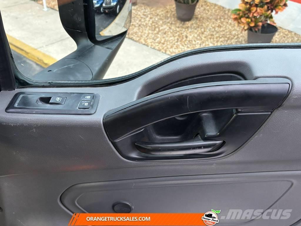 International LT 625 Tanker trucks