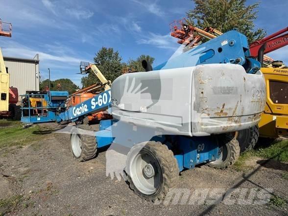 Genie S60X Telescopic boom lifts