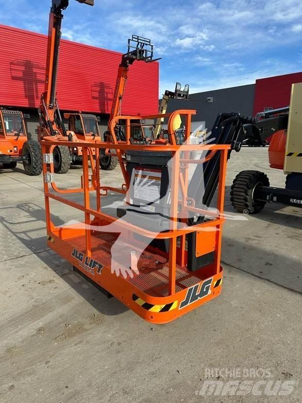 JLG 450AJ Articulated boom lifts
