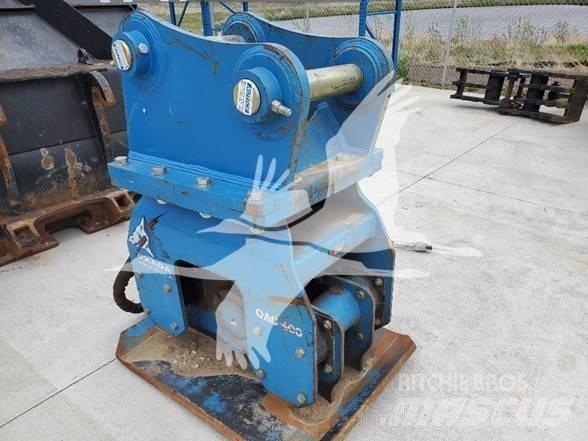 Okada OAC400 Vibrator compactors