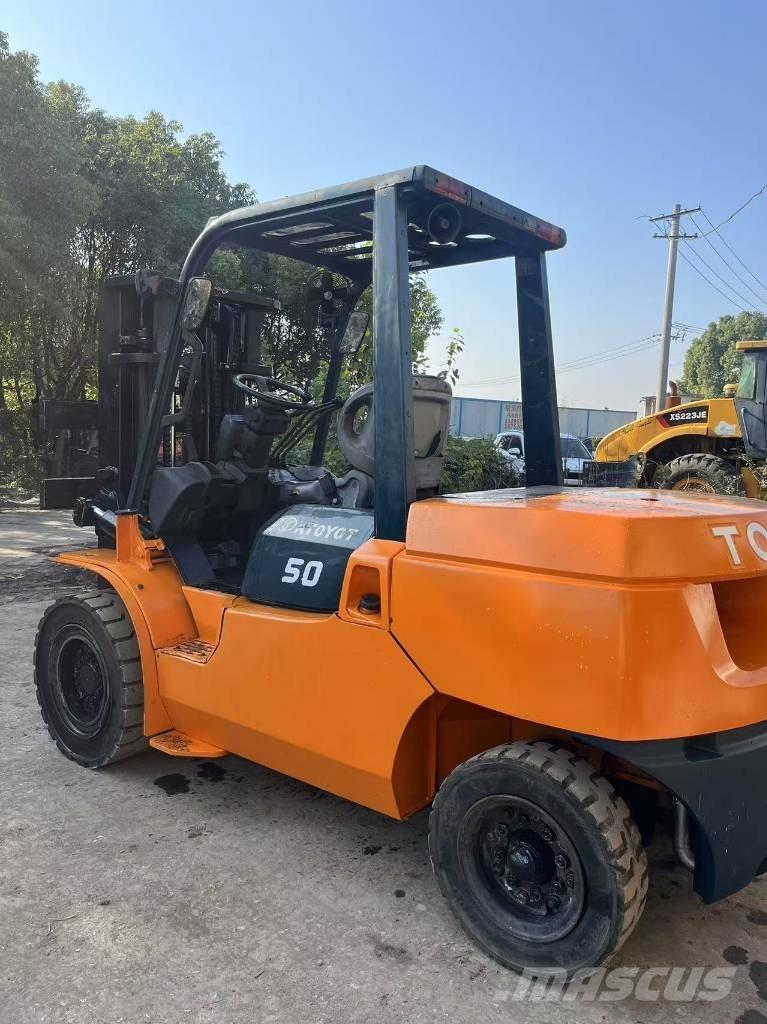 Toyota FD 50 Diesel trucks