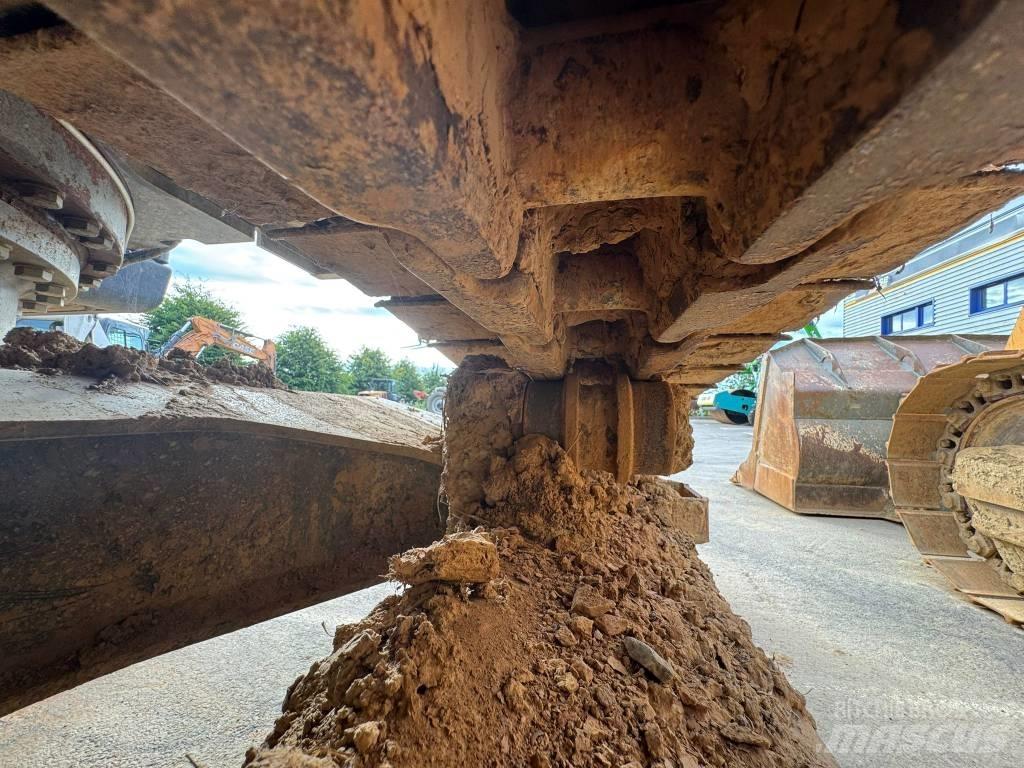 Doosan DX 225 LC-5 Crawler excavators