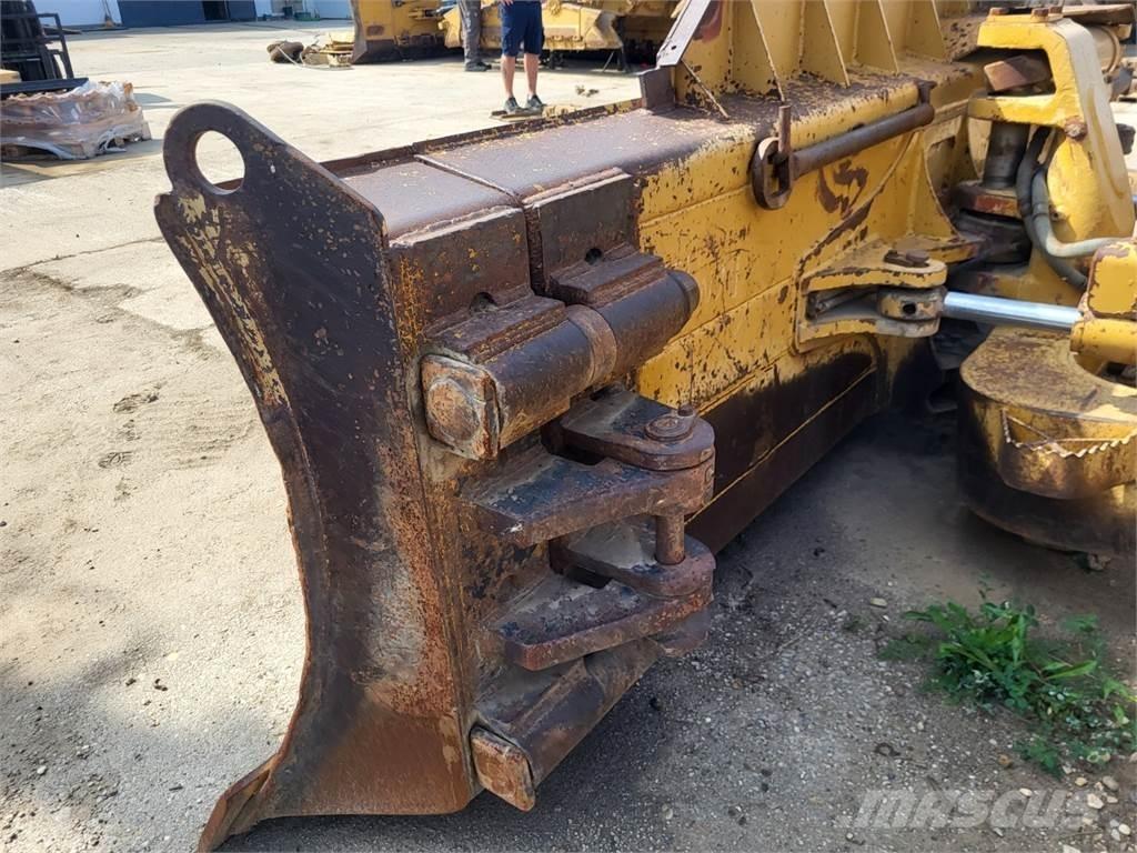 CAT D6N LGP Other