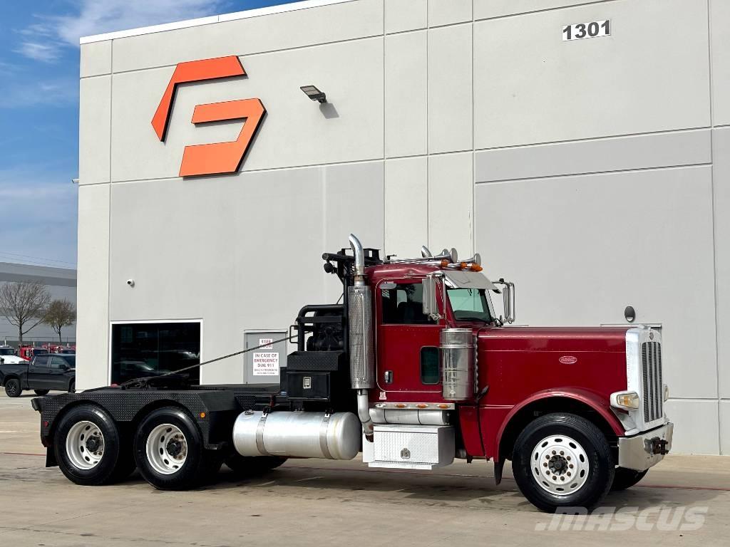 Peterbilt 389 Recovery vehicles