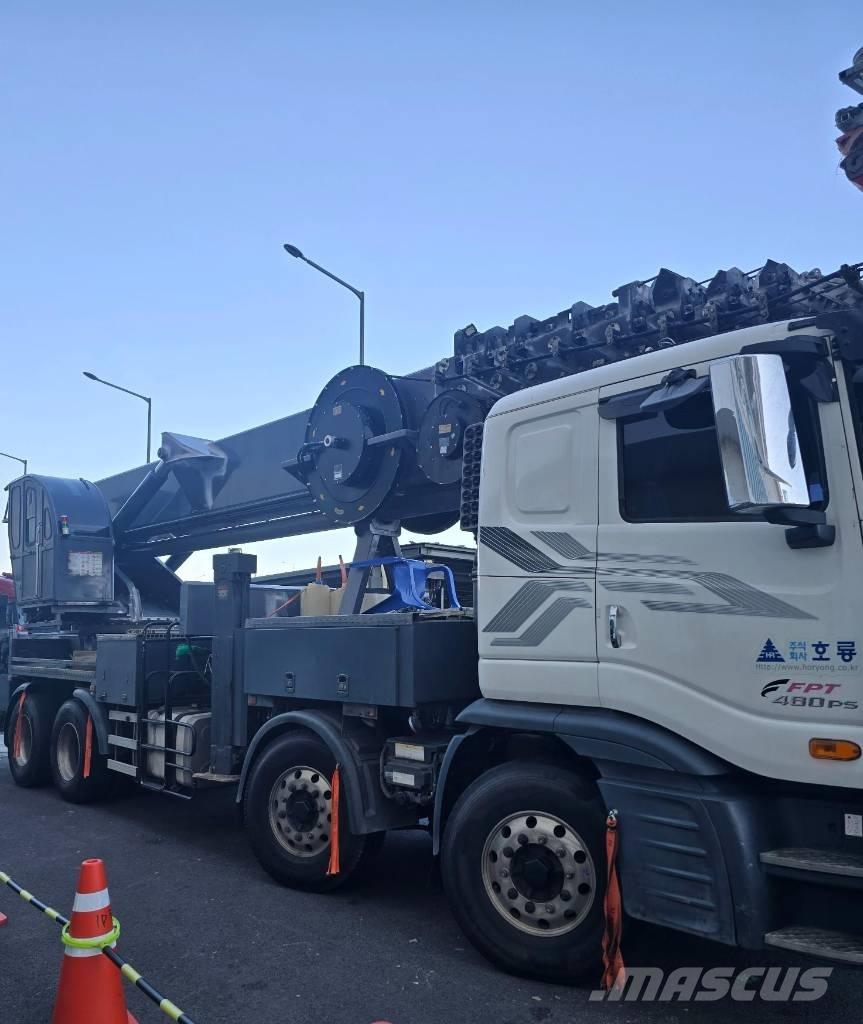 Horyong SKY750 Truck mounted aerial platforms