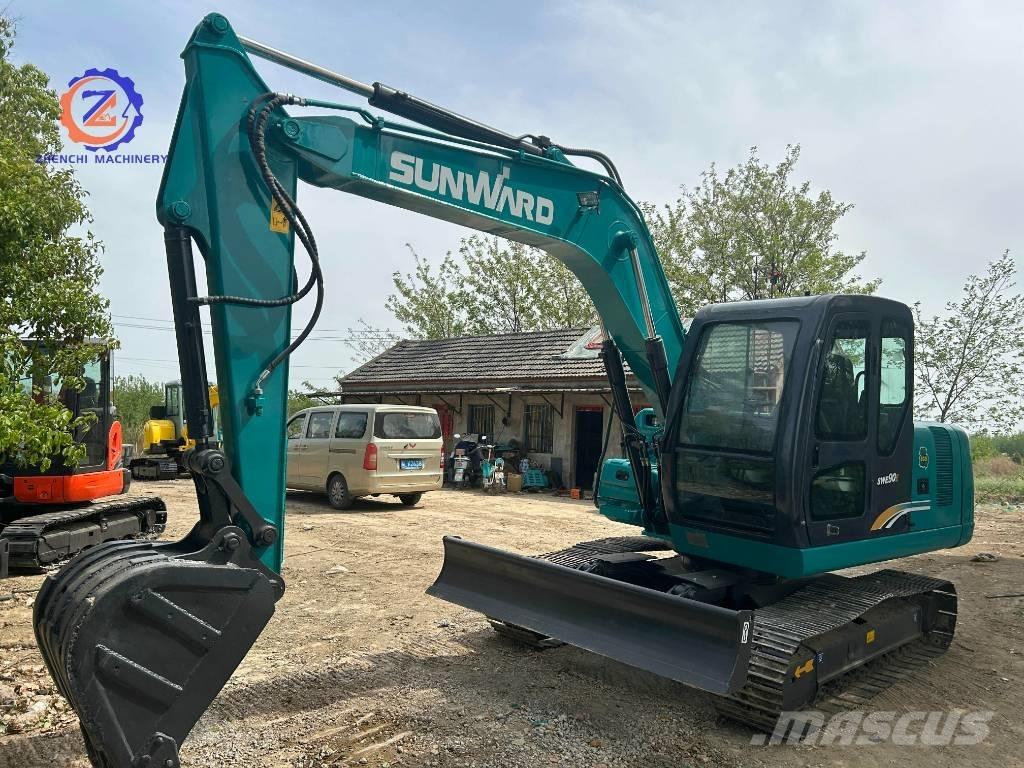 Sunward SWE 90 Midi excavators  7t - 12t