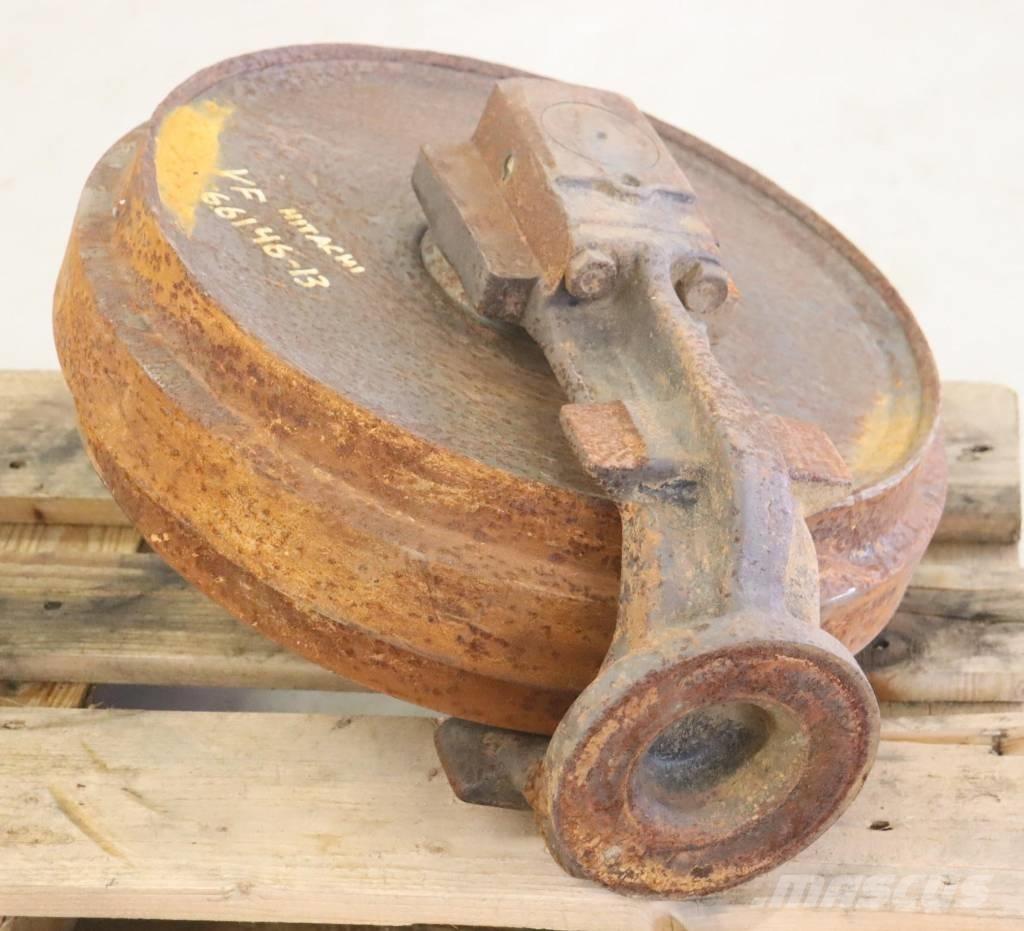 Hitachi 130 Tyres, wheels and rims