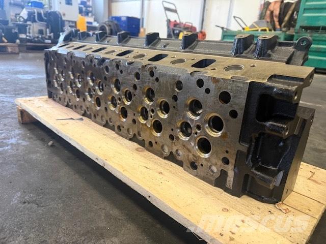 Isuzu głowica nowa Engines