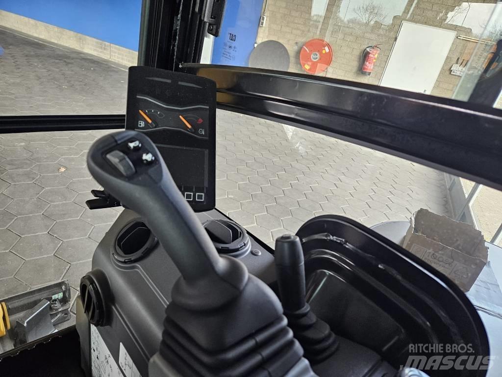 CAT 301.8 Mini excavators < 7t