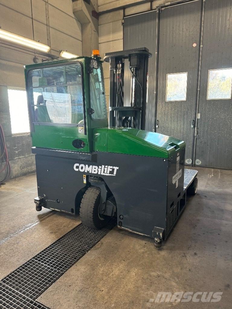 Combilift C4000ET 4-way reach truck