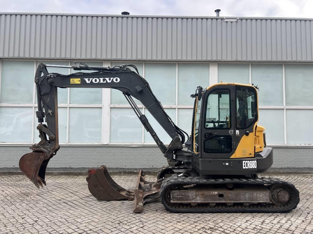 Volvo ECR 88 D    2016 Midi excavators  7t - 12t
