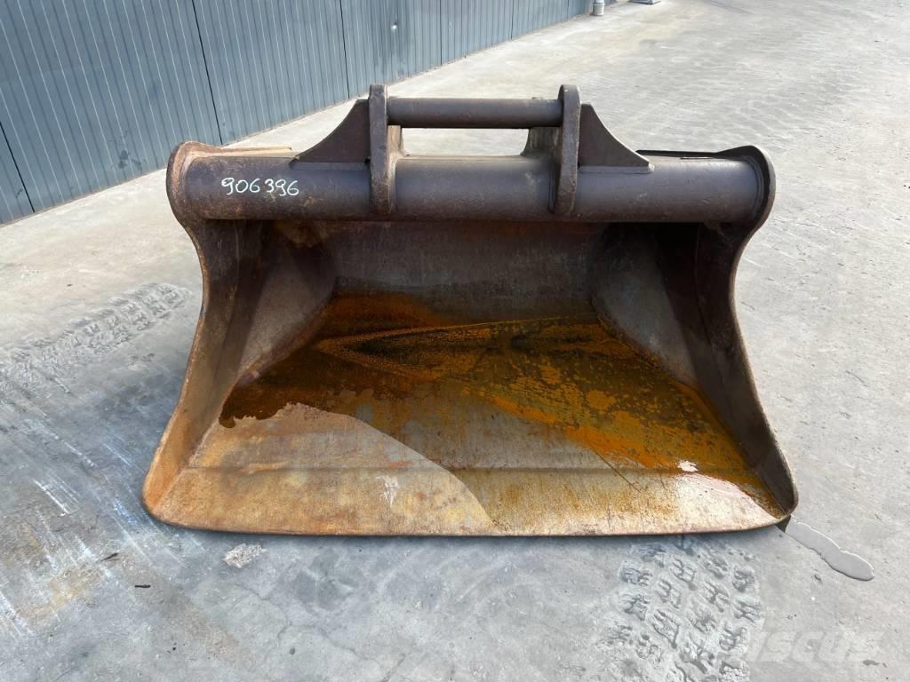 Gjerstad S70 Buckets