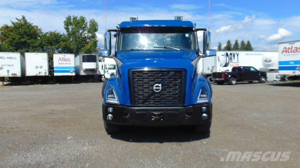 Volvo VNX 300 Other trucks