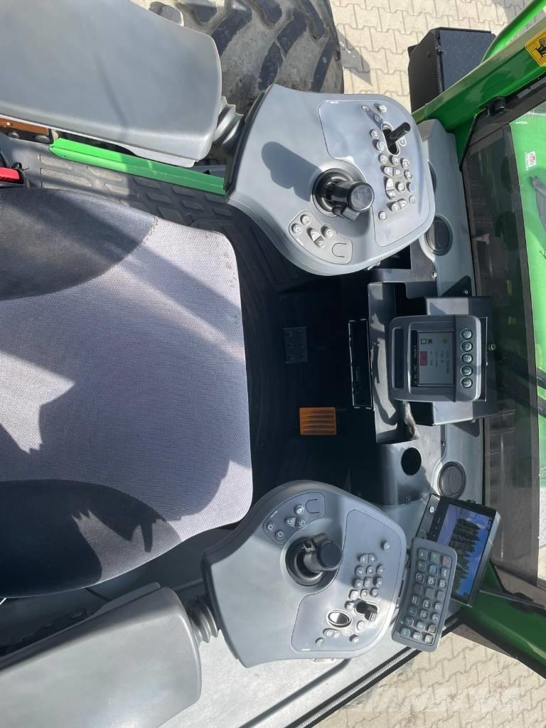 John Deere 1210 E Forwarders