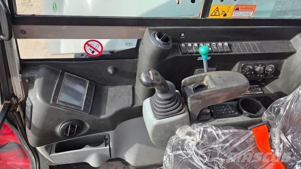 Takeuchi TB 290 Midi excavators  7t - 12t