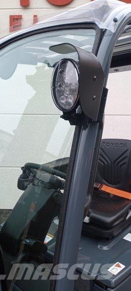 Toyota 8FBM18T Electric forklift trucks