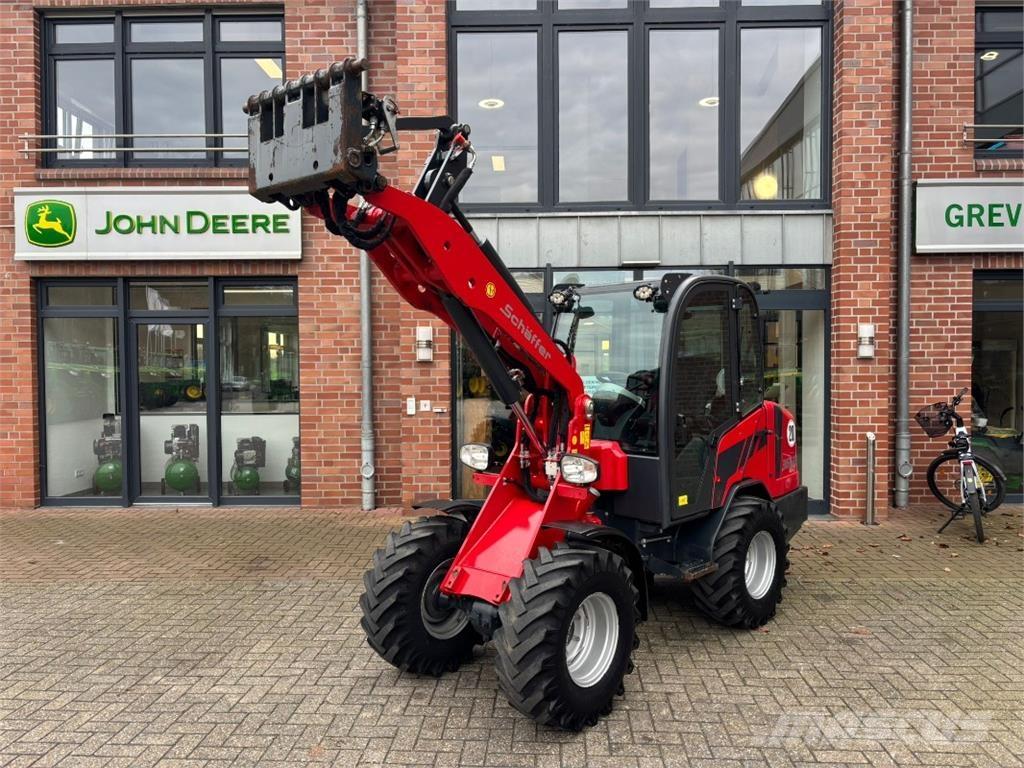 Schäffer 3650 Wheel loaders