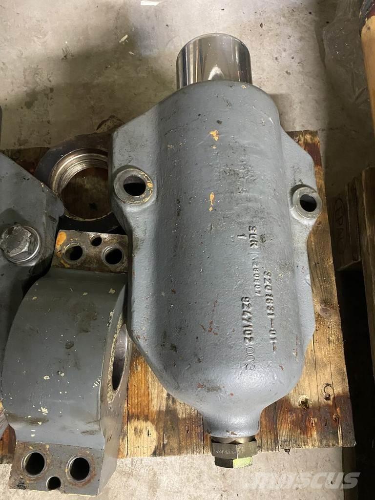 Liebherr A934C Hydraulics