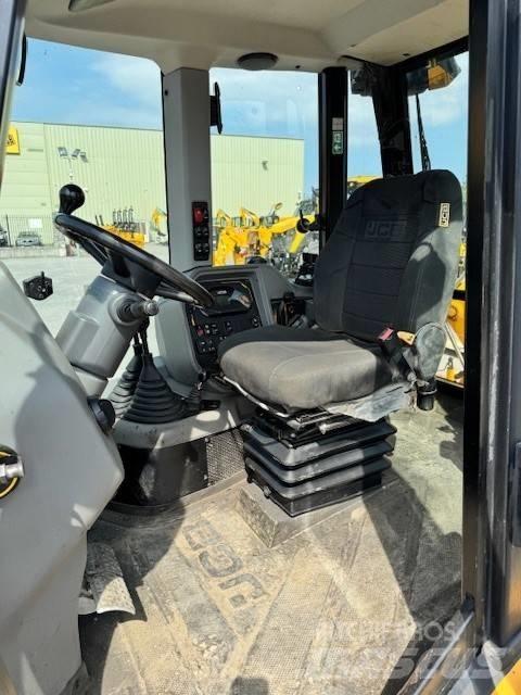 JCB 3CX COMPACT TLB's