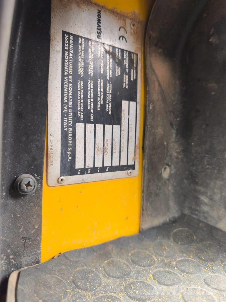 Komatsu WB 97 S-2 TLB's