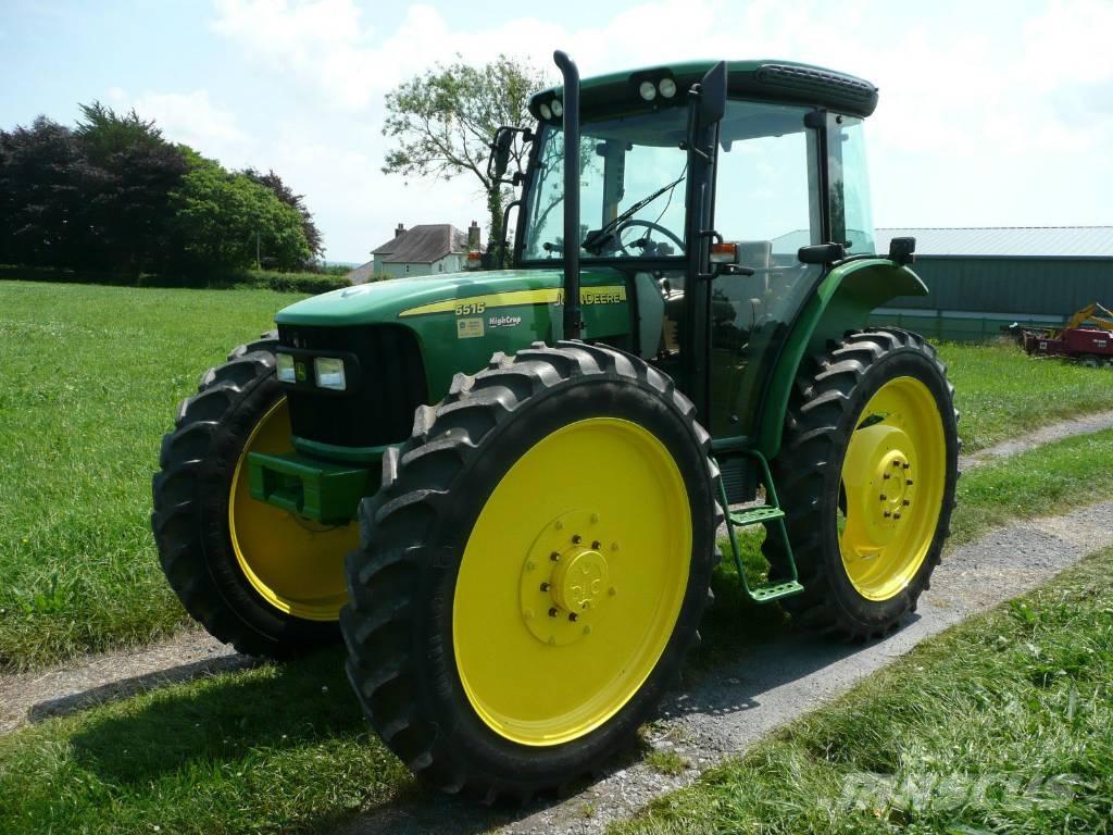 John Deere 5515 Tractors