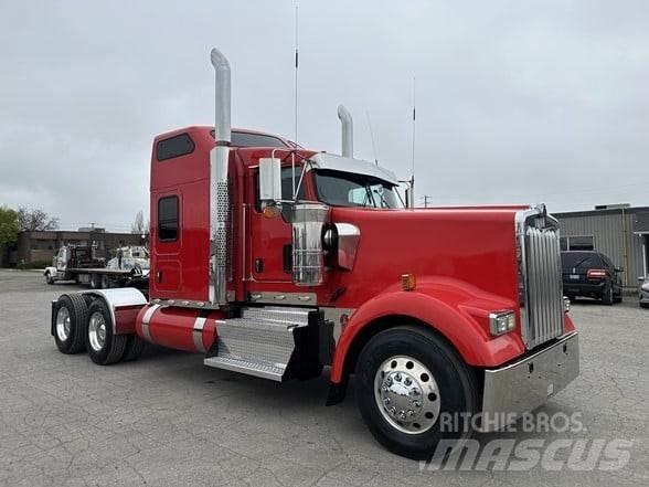 Kenworth W900L Truck Tractor Units