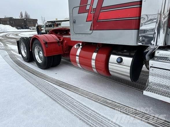 Peterbilt 389 Truck Tractor Units