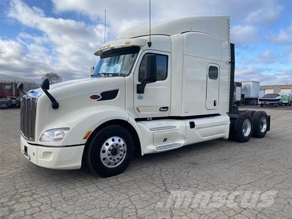 Peterbilt 579 Truck Tractor Units