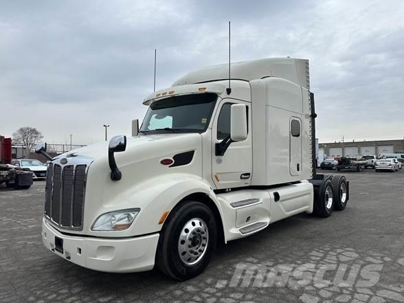 Peterbilt 579 Truck Tractor Units