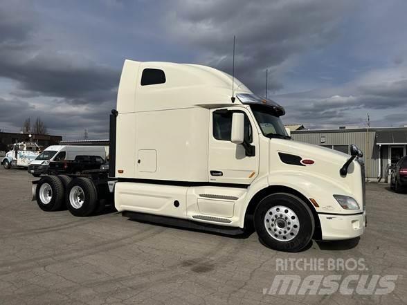 Peterbilt 579 Truck Tractor Units