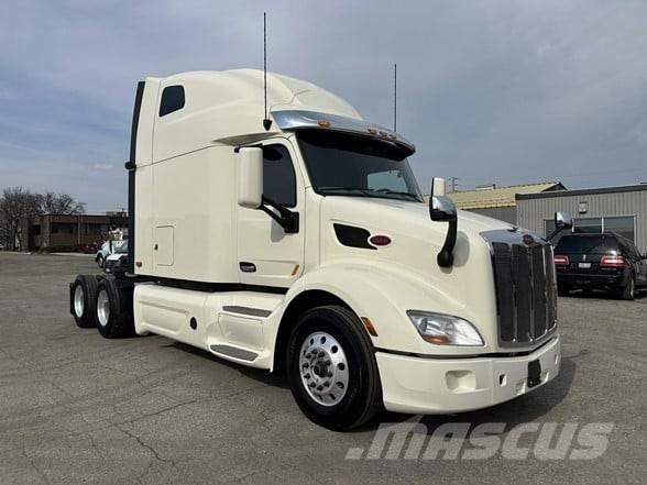 Peterbilt 579 Truck Tractor Units