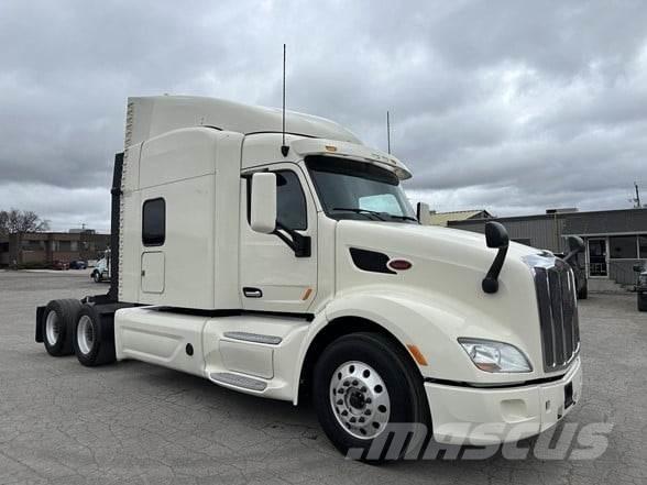 Peterbilt 579 Truck Tractor Units