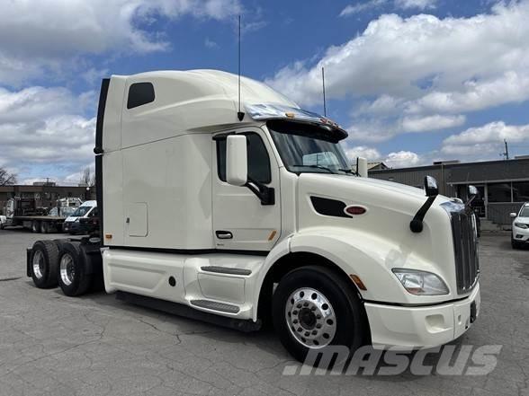Peterbilt 579 Truck Tractor Units