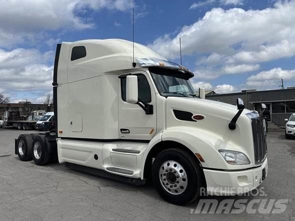 Peterbilt 579 Truck Tractor Units