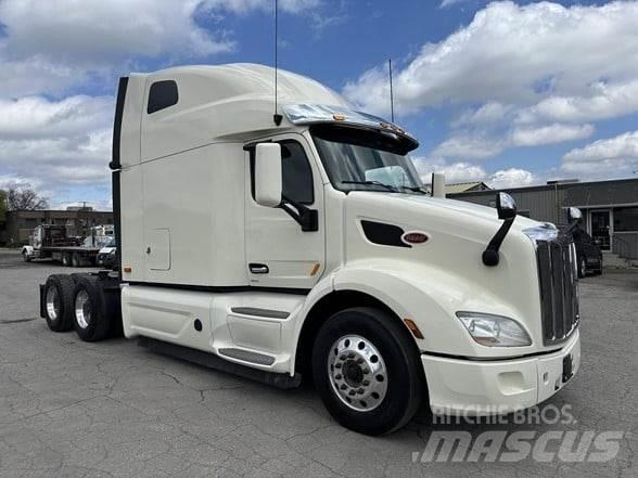 Peterbilt 579 Truck Tractor Units