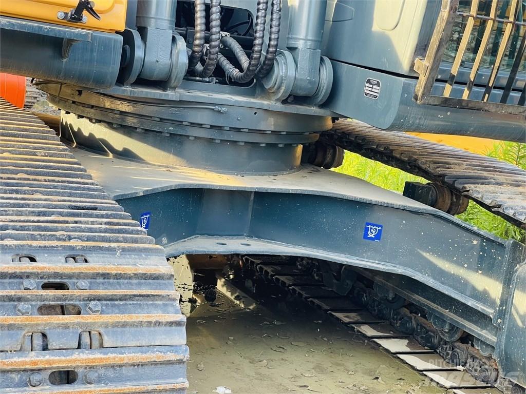 Hyundai 225 lc 9t Crawler excavators