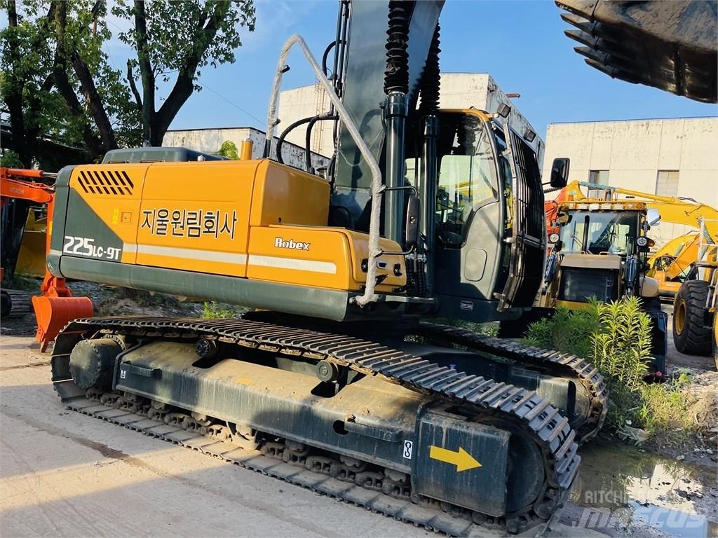 Hyundai 225 lc 9t Crawler excavators