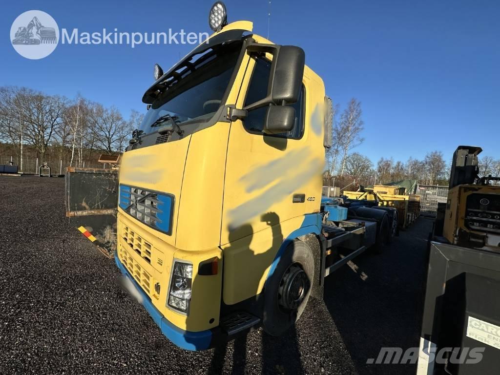 Volvo FH 12 Hook lift trucks