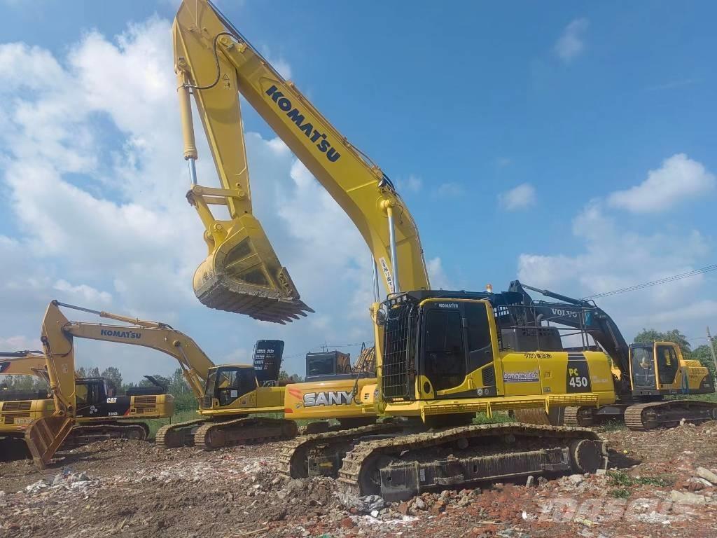 Komatsu PC450-8 Crawler excavators