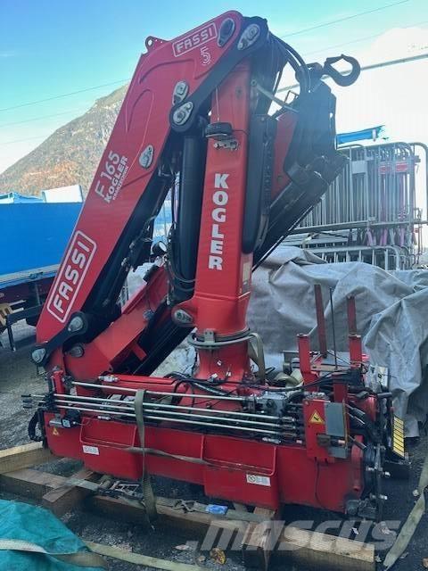Fassi F 165 Loader cranes