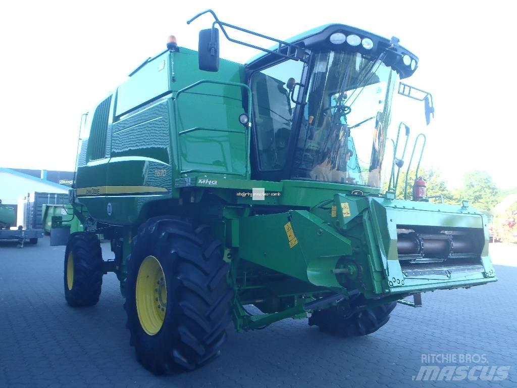 John Deere T670 Combine harvesters
