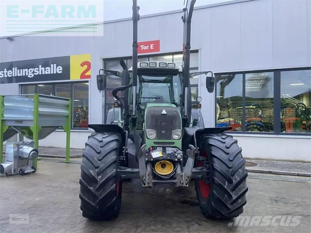 Fendt 820 vario Tractors