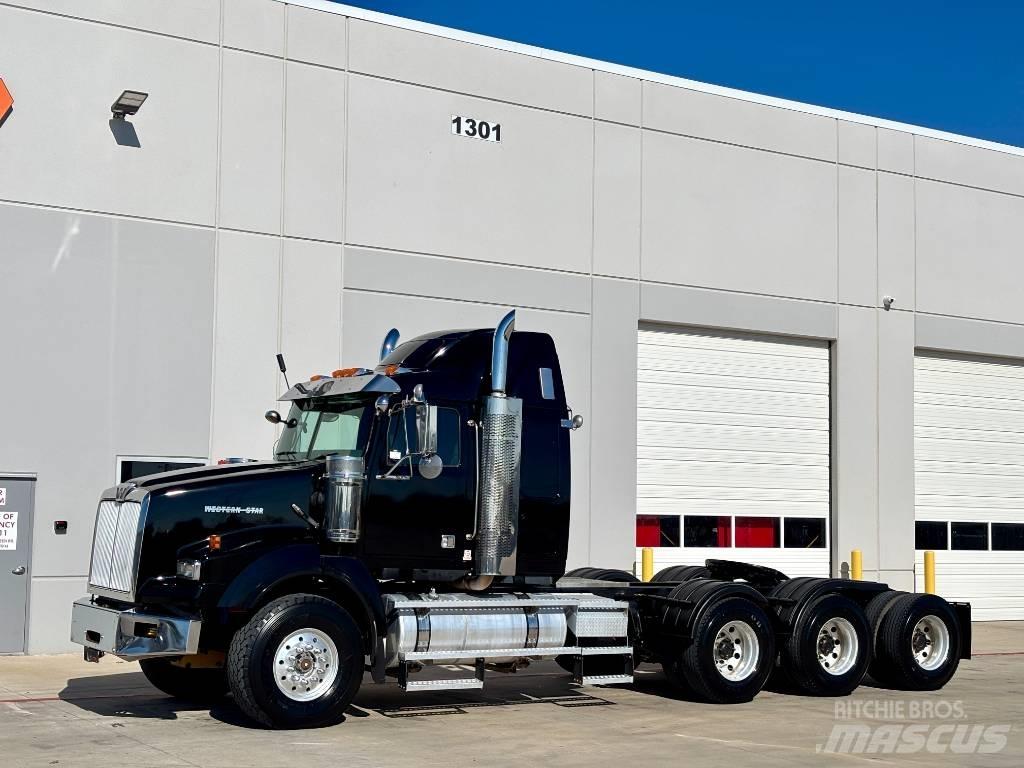 Western Star 4900 FA Truck Tractor Units