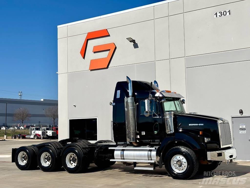 Western Star 4900 FA Truck Tractor Units