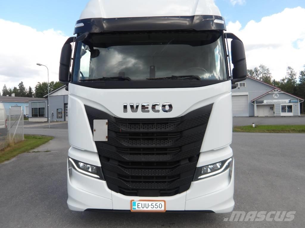 Iveco AS 440 STX Truck Tractor Units
