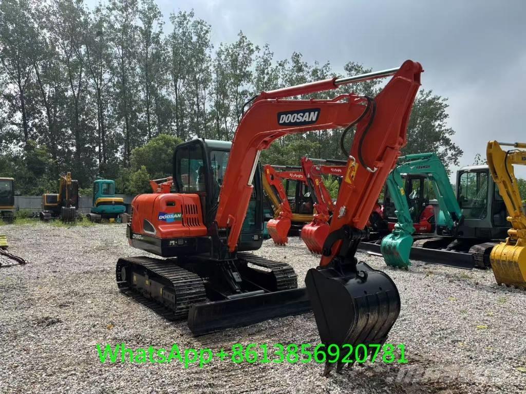 Doosan DX 60 Mini excavators < 7t