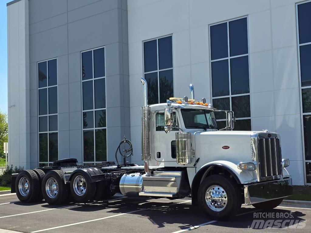 Peterbilt 389 Truck Tractor Units
