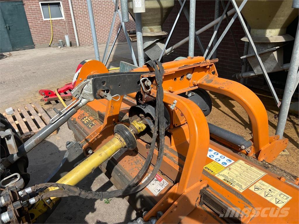 Berti Dual 280 Rough, trim and surrounds mowers