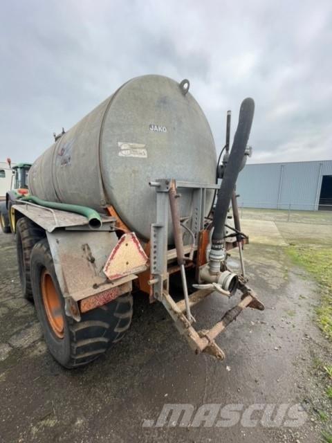 Jako 10000 Slurry tankers